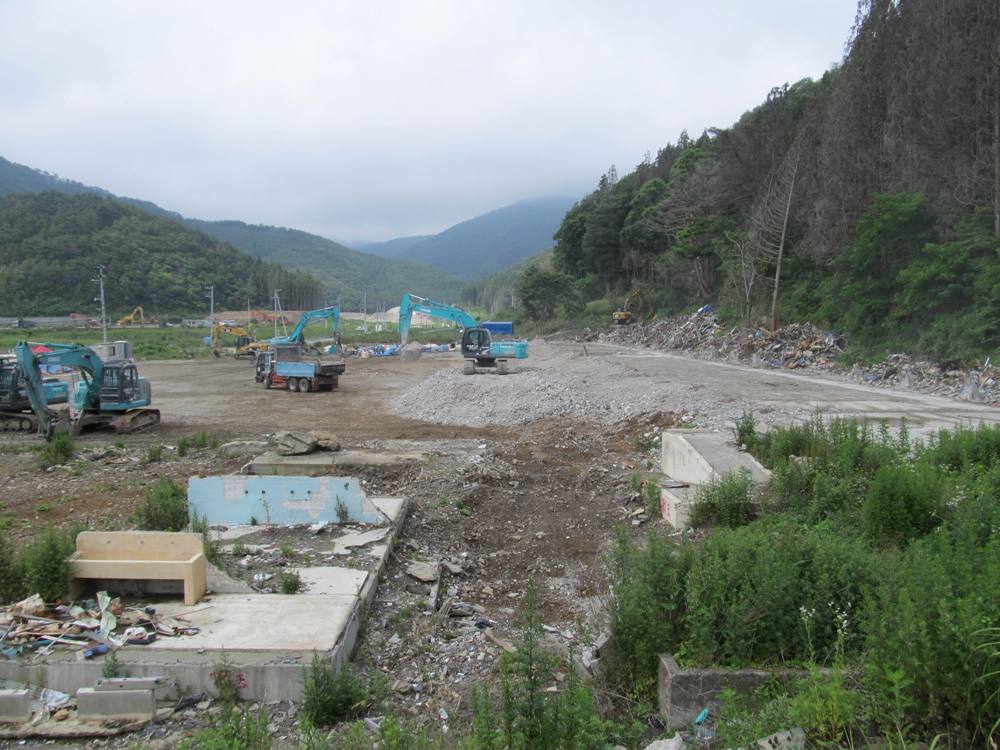 雄勝小学校ふきん