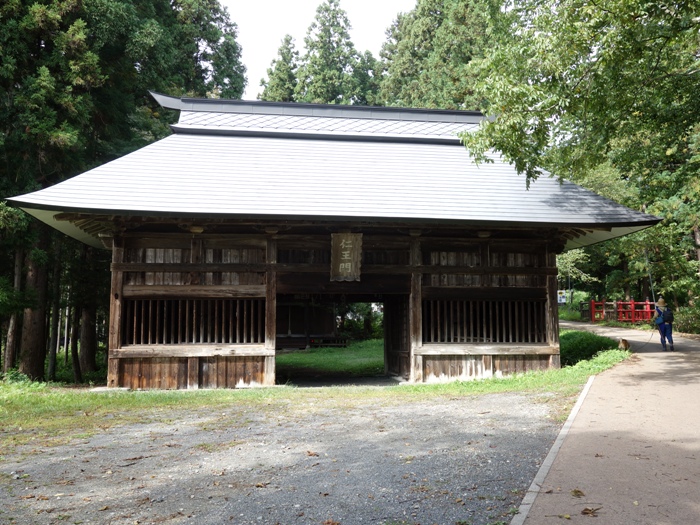 『慧日寺仁王門』
