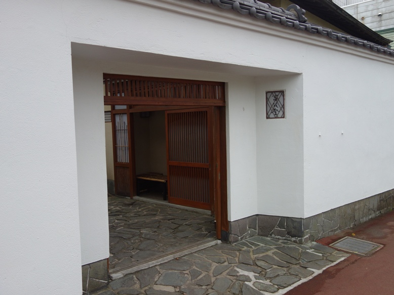 冨茂登(ふもと)