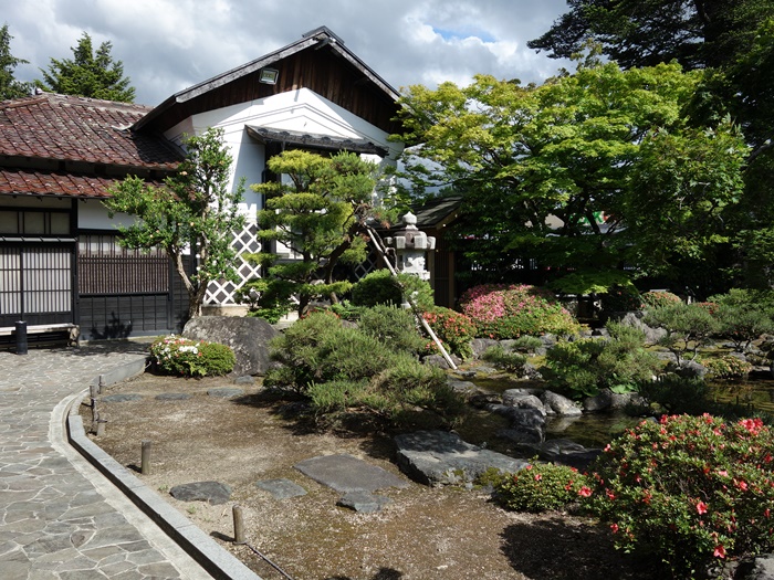 吉亭（よしてい）