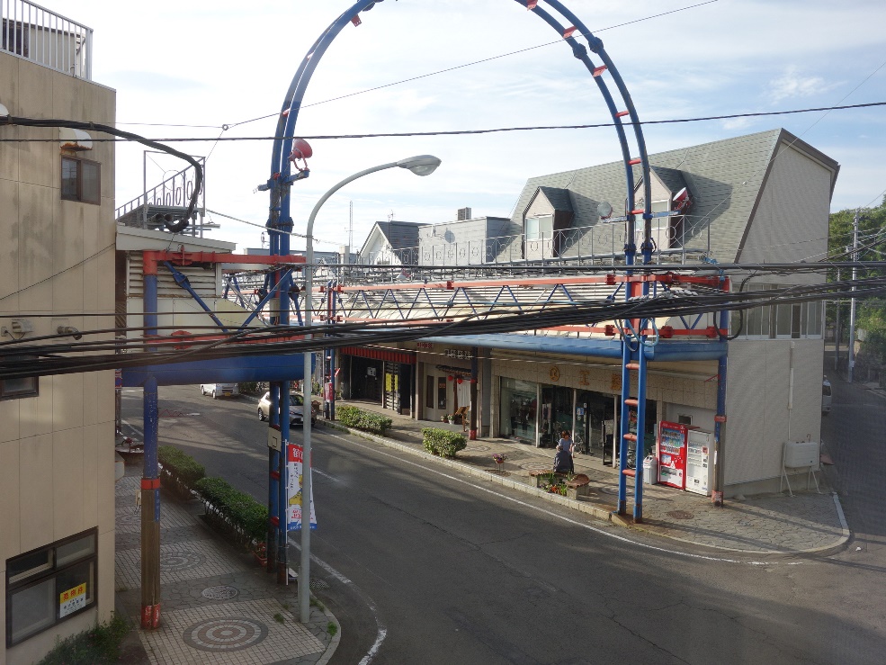 能代のアーケード街