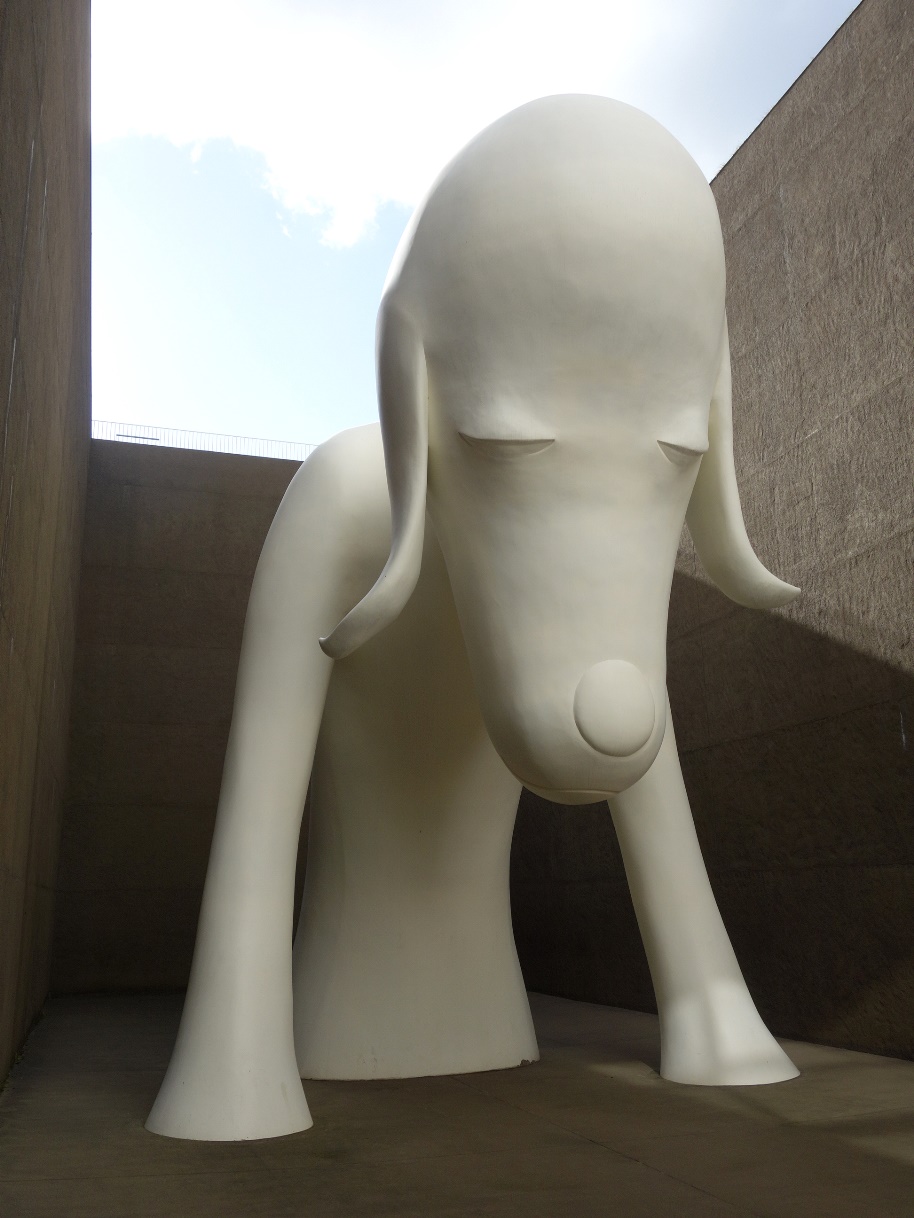 奈良美智の『あおもり犬』