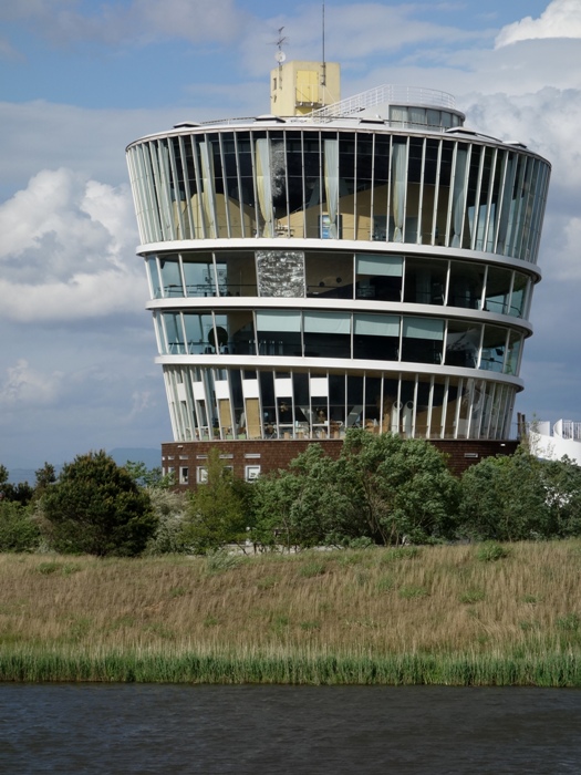 水の駅ビュー福島潟　青木淳設計