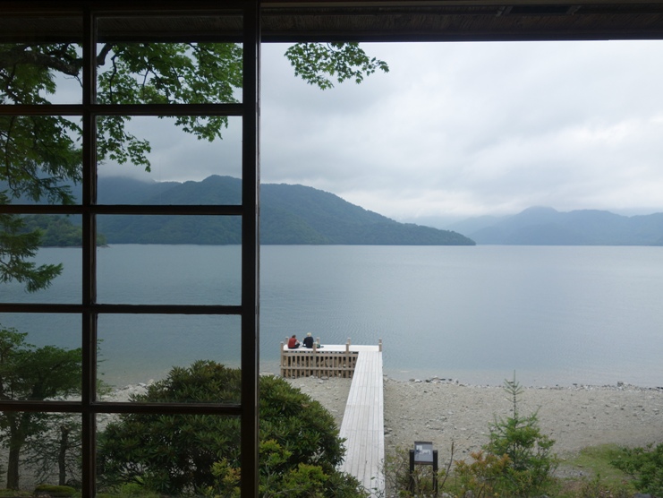 イタリア大使館別荘から中禅寺湖