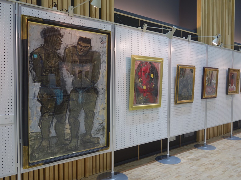 「大久保喜一・須田剋太師弟展」展示室