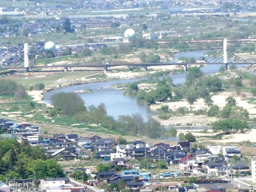 長楽寺から千曲川