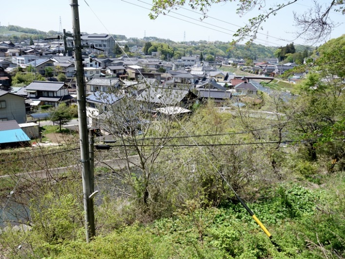 鹿曲川と望月宿