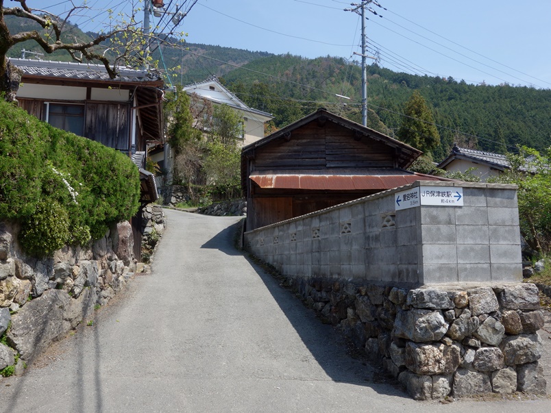 水尾小学校付近