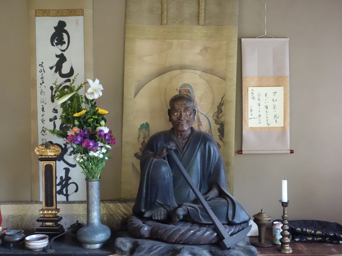 大悲閣にある角倉了似の像