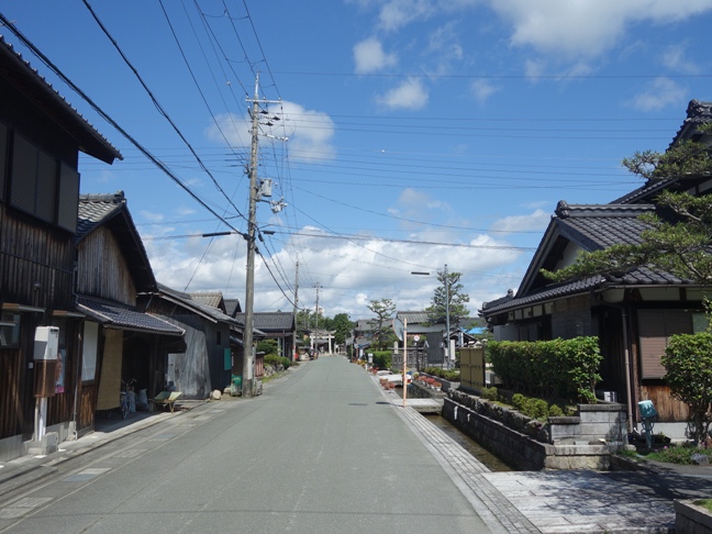 藤樹書院の前の道