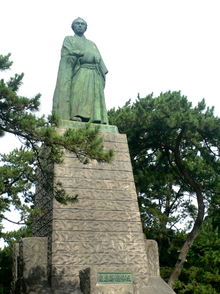 桂浜　坂本龍馬像